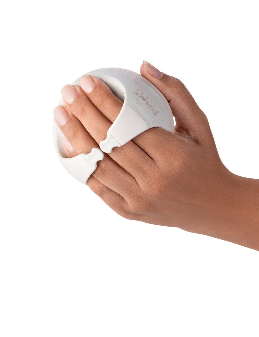SCALP MASSAGE BRUSH - Zaphira Nature